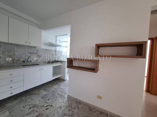 #146 - Apartamento para Venda em Curitiba - PR