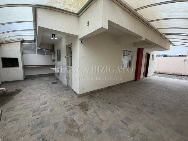 Casa em condomínio para Venda em Curitiba - 2