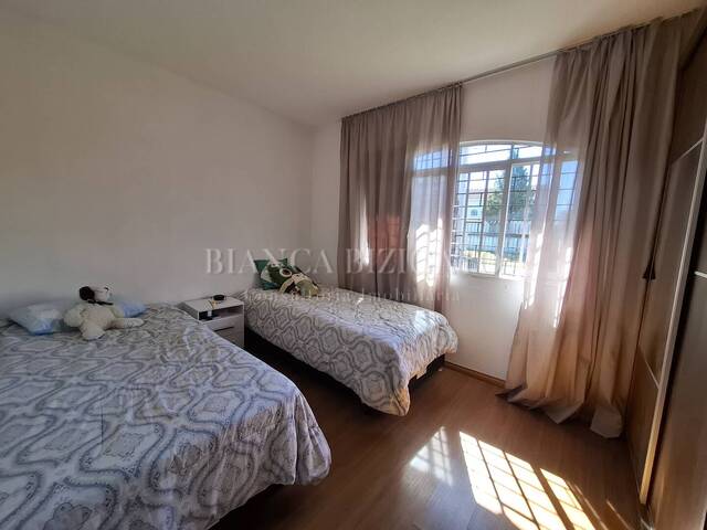 Casa para Venda em Curitiba - 4