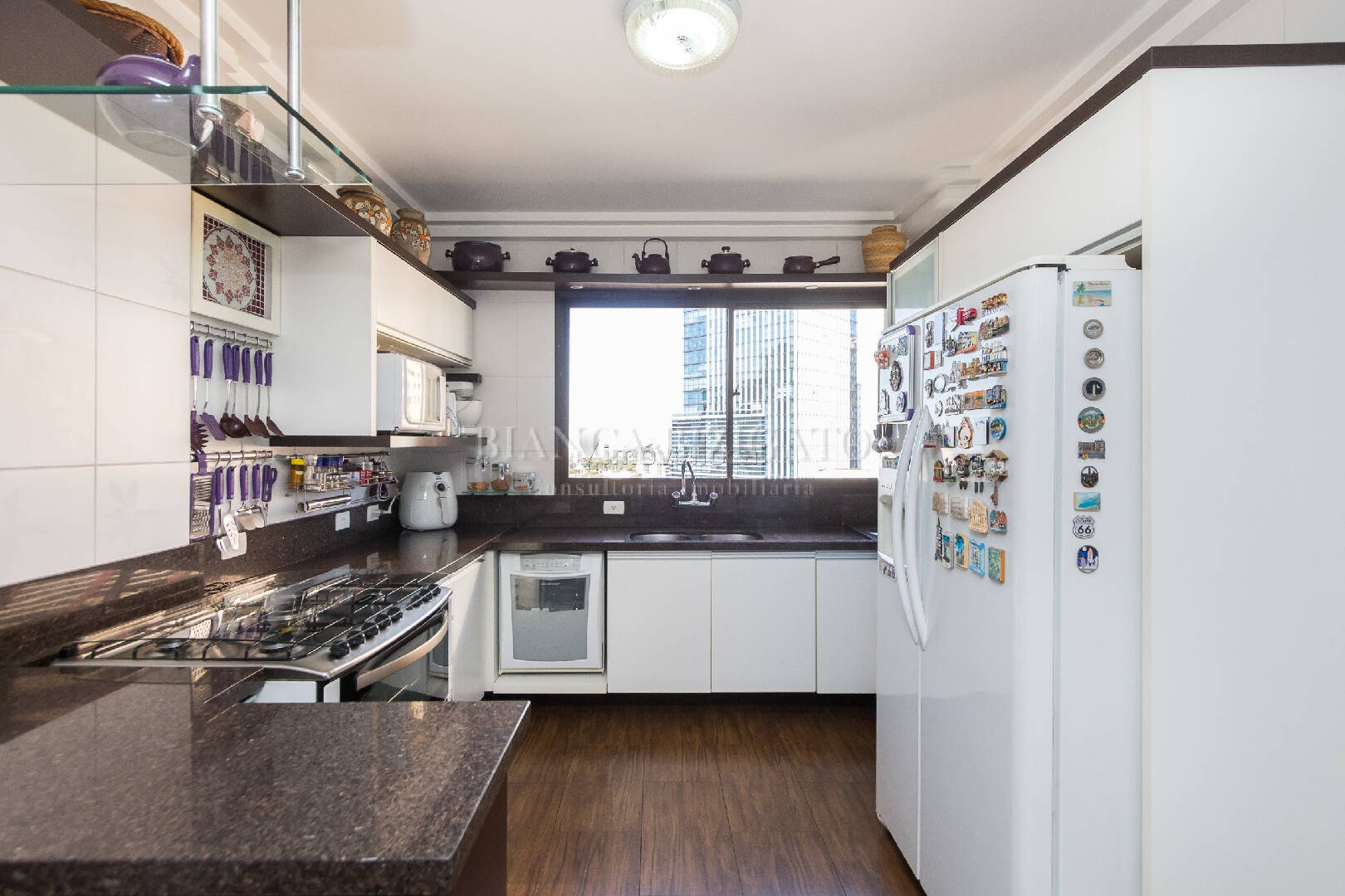 Apartamento à venda com 4 quartos, 230m² - Foto 22