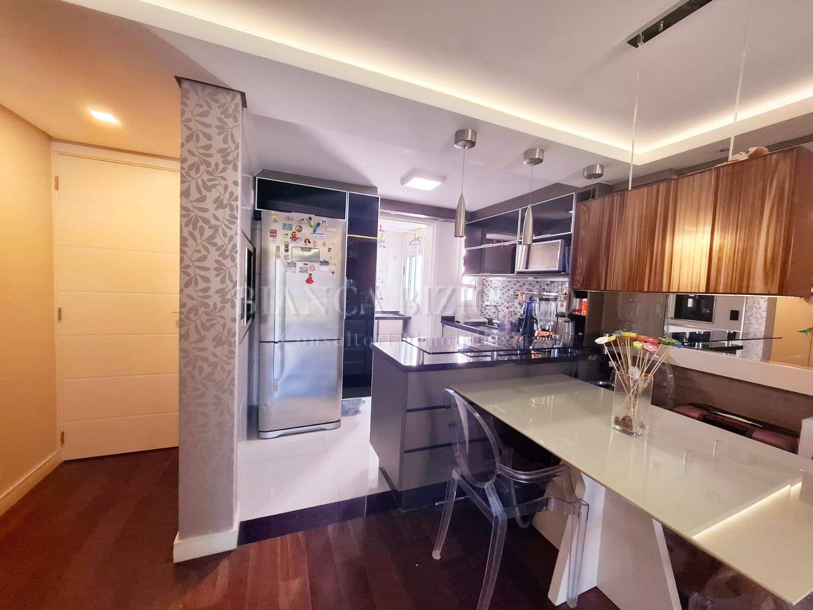 Apartamento à venda com 2 quartos, 73m² - Foto 10
