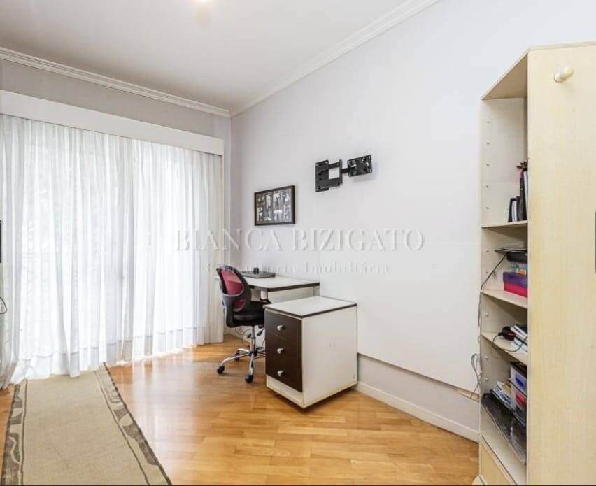 Casa, 4 quartos, 225 m² - Foto 32