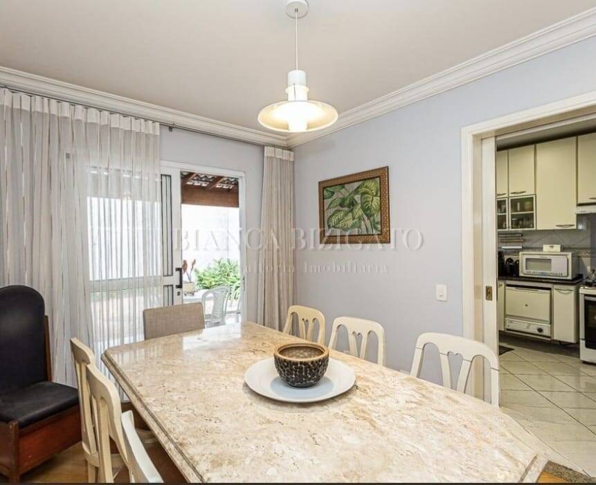 Casa, 4 quartos, 225 m² - Foto 30